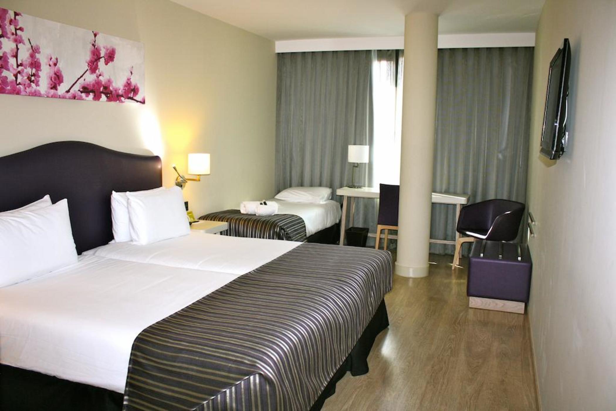 Hotel Exe Moncloa Madrid Esterno foto