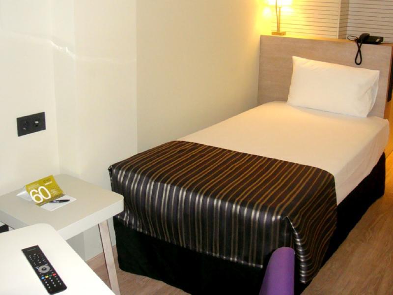 Hotel Exe Moncloa Madrid Esterno foto