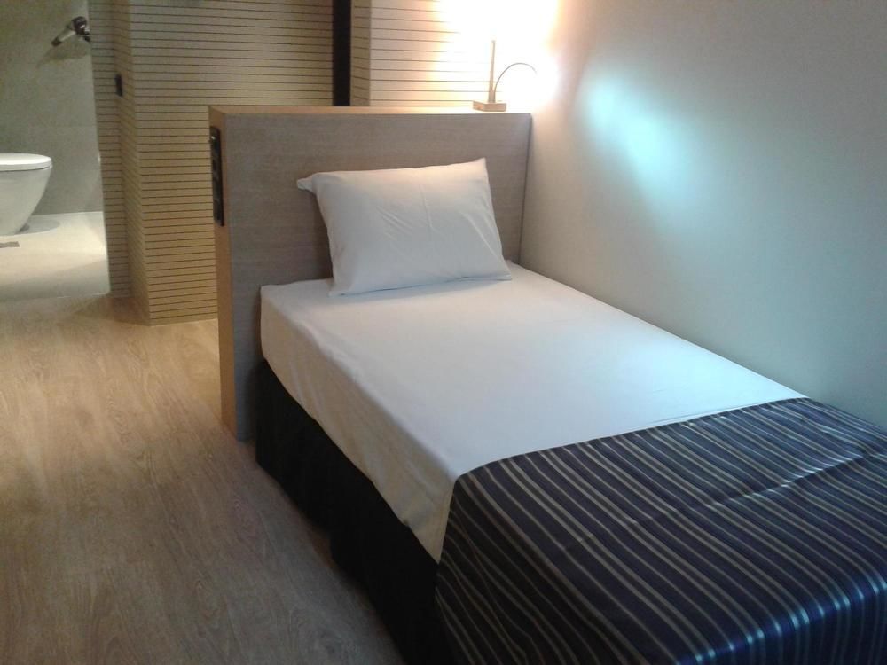 Hotel Exe Moncloa Madrid Esterno foto